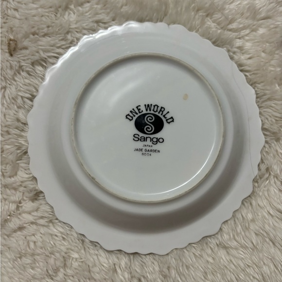 Vintage Sango One World Jade Garden saucer - Picture 3 of 3